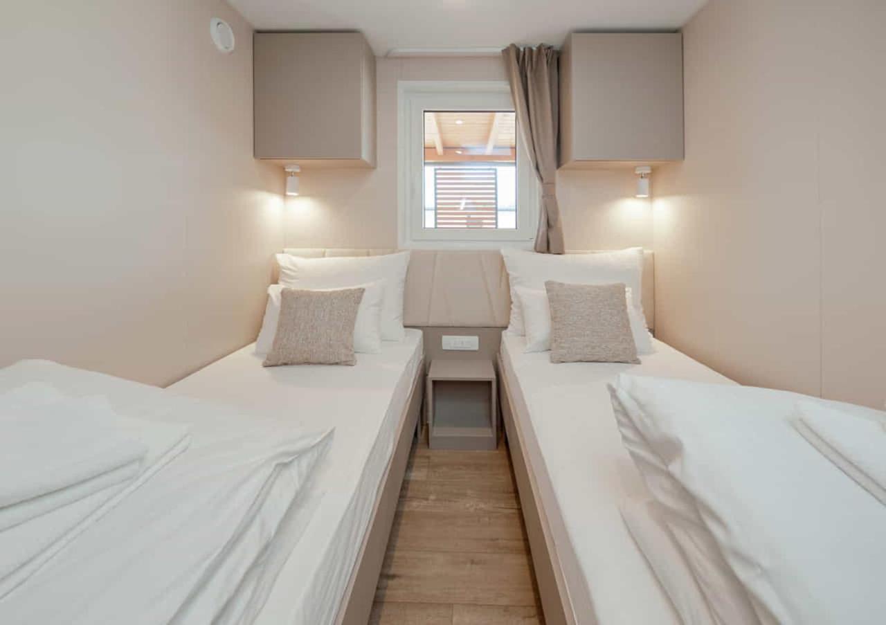 Mobile Homes Camping Plitvice Smoljanac Bagian luar foto