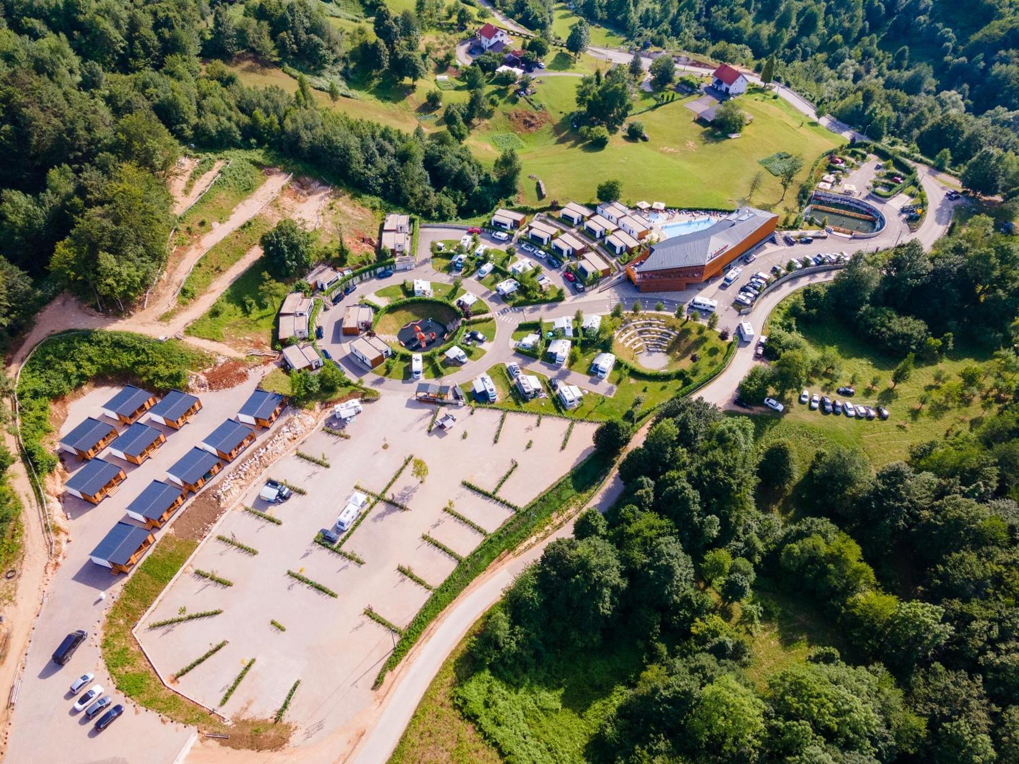 Mobile Homes Camping Plitvice Smoljanac Bagian luar foto